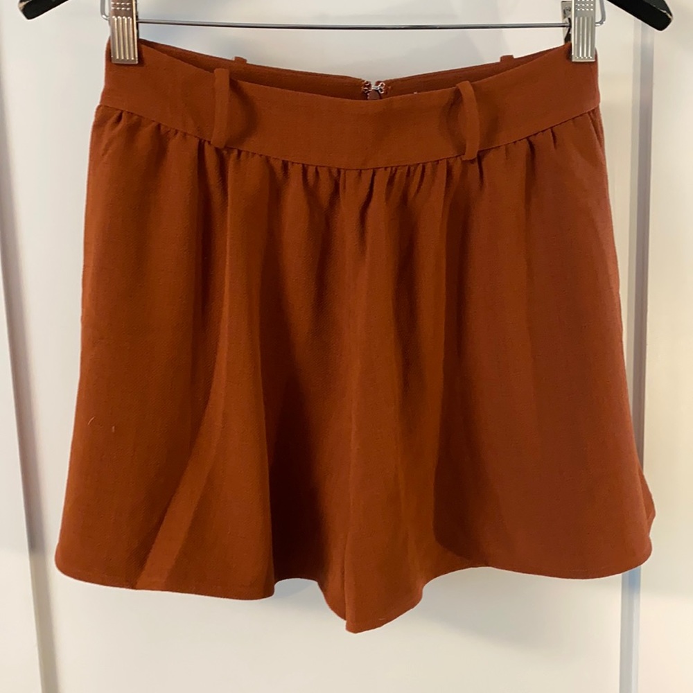 Song of style small orange shorts